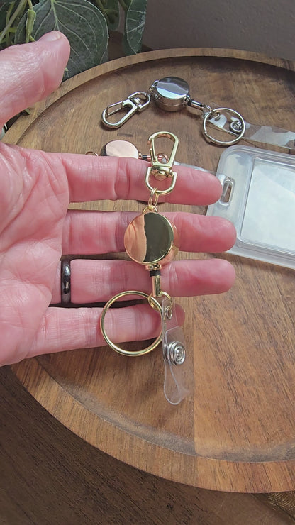 Clip-on Extendable Badge Reel