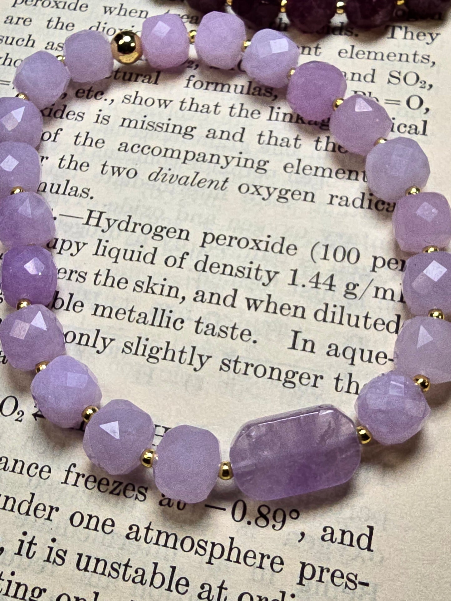 Gemstone Strech Bracelets - Plum Jade, Violet Jade, Amethyst, Chalcedony & Carnelian My Store