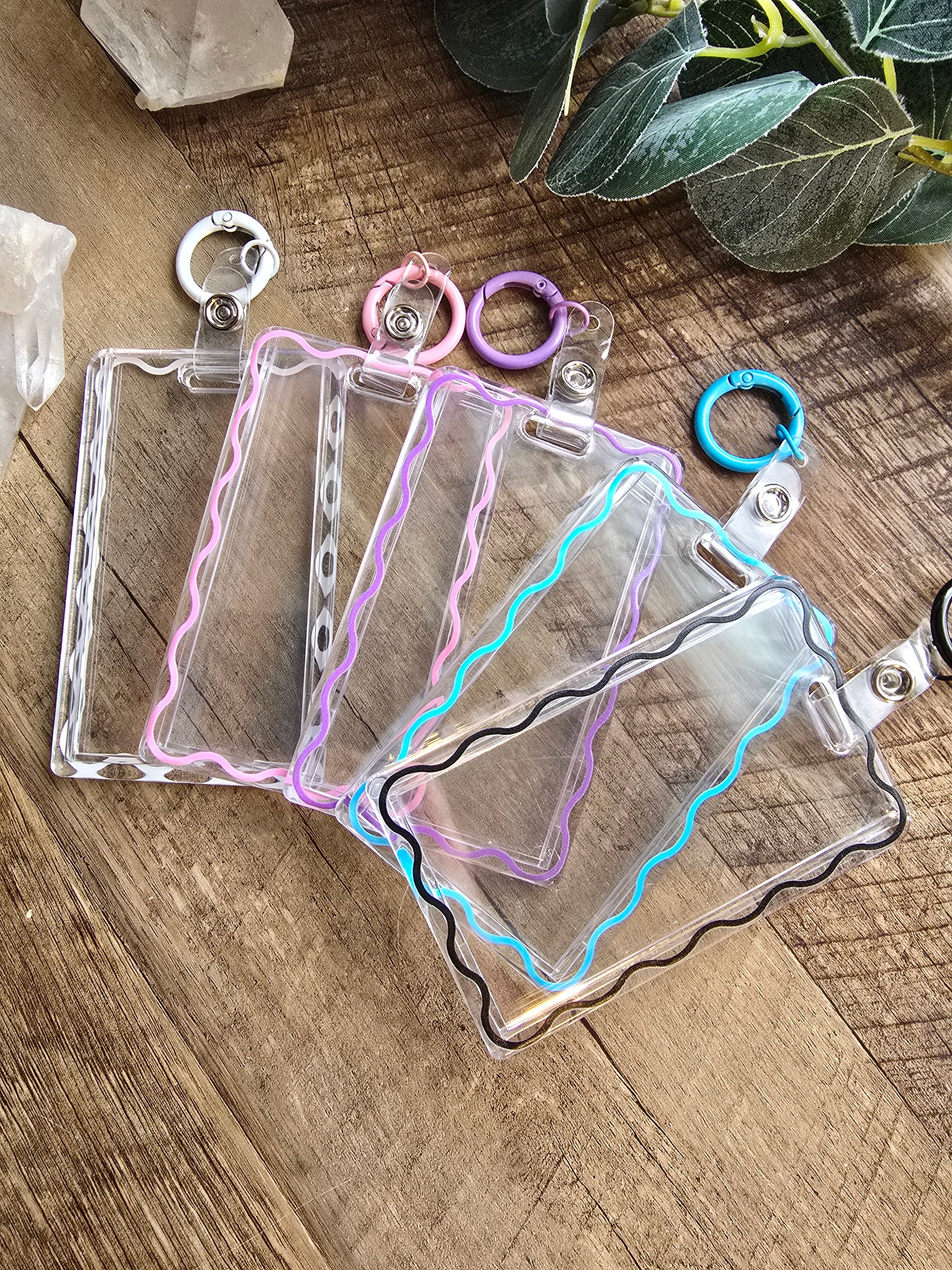 Scalloped Edge Photocard & ID Holder Sacred Sol Design