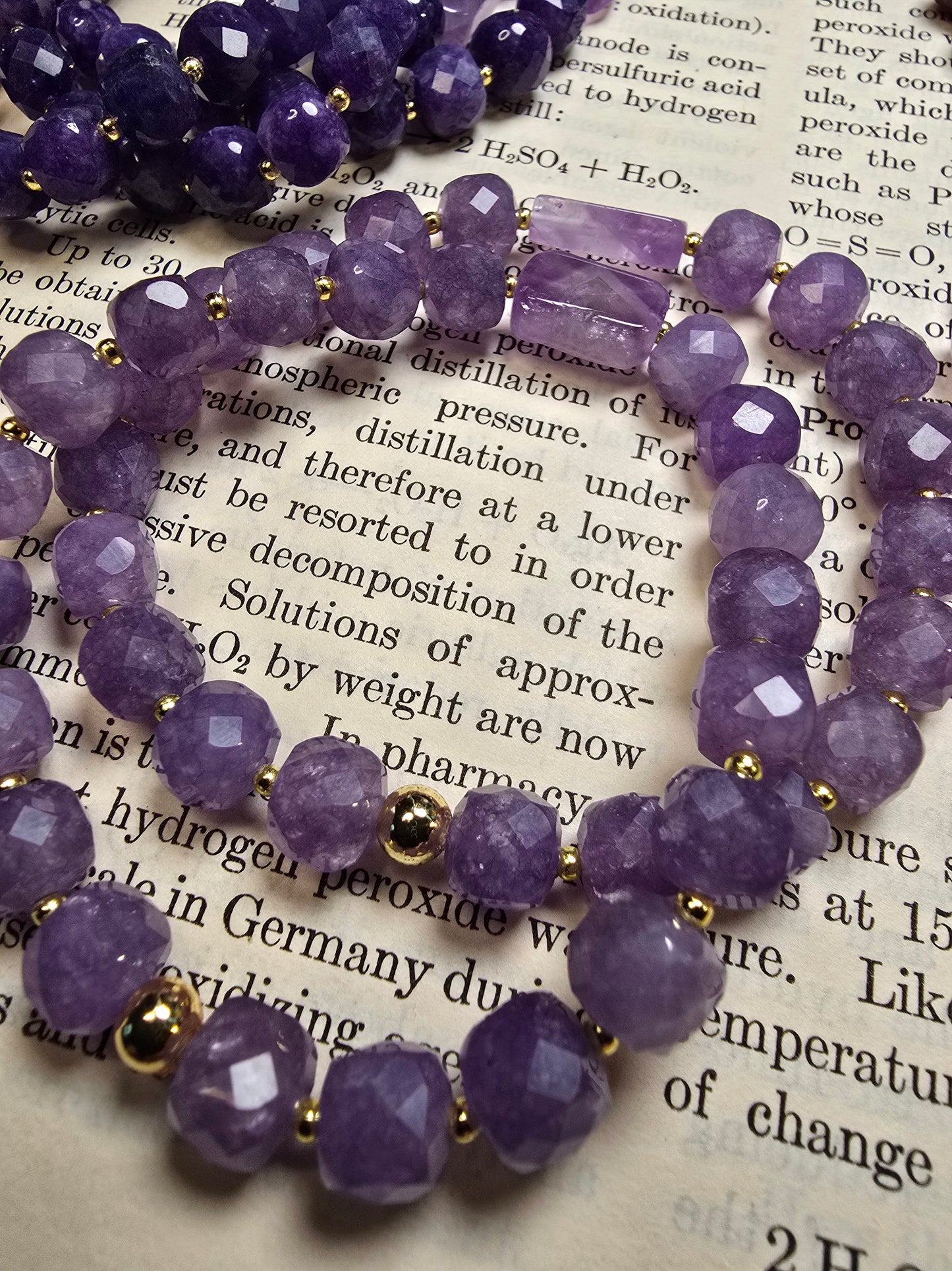 Gemstone Strech Bracelets - Plum Jade, Violet Jade, Amethyst, Chalcedony & Carnelian My Store