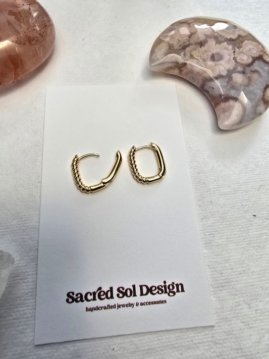 Modern Beaded Hoops (15.5 × 13 MM)