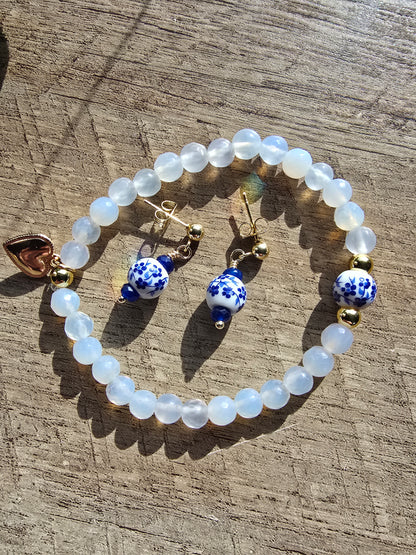 Not your Grandma's China Stretch Bracelet