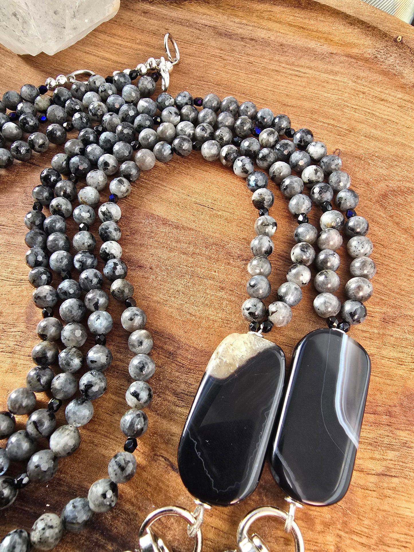 The Grounding Agate & Larvikite Lanyard My Store