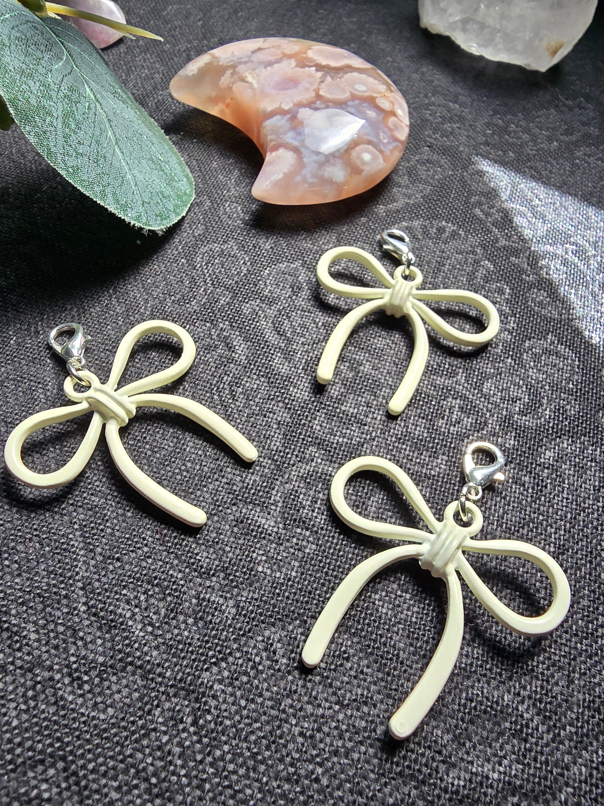 Macaron Bow Charm | Enamel White Cute Fashion Accessory Clip My Store